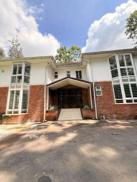 ROSSLYN UN approved 5 bedroom+3DSQ